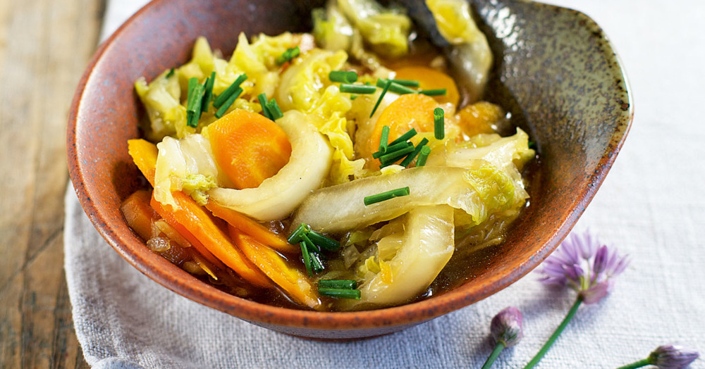 Chinakohl-Möhren-Gemüse Rezept | Küchengötter