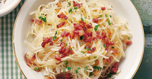 Krautsalat mit Speck Rezept | Küchengötter Krautsalat mit Speck Rezept | Küchengötter