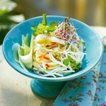 Asiatischer Gurken-Nudel-Salat