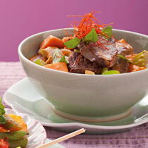Rindfleisch-Curry mit Süßkartoffel und Sellerie
