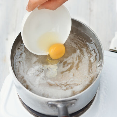 Pochierte Eier mit Grüner Soße