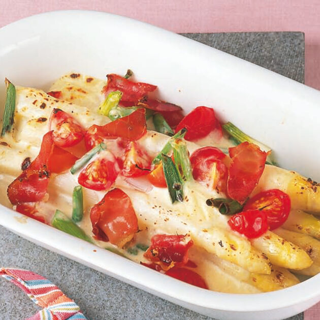 Spargel-Tomaten-Gratin mit Schinken Rezept | Küchengötter Spargel-Tomaten-Gratin mit Schinken Rezept | Küchengötter