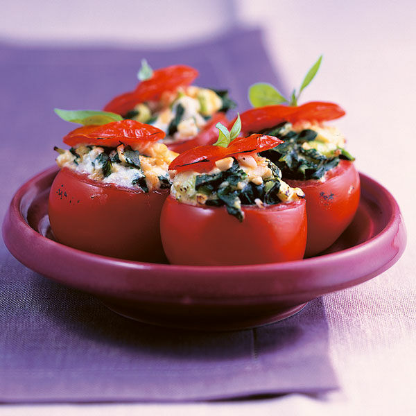 Gratinierte Tomaten mit Spinat-Ricotta-Füllung Rezept | Küchengötter