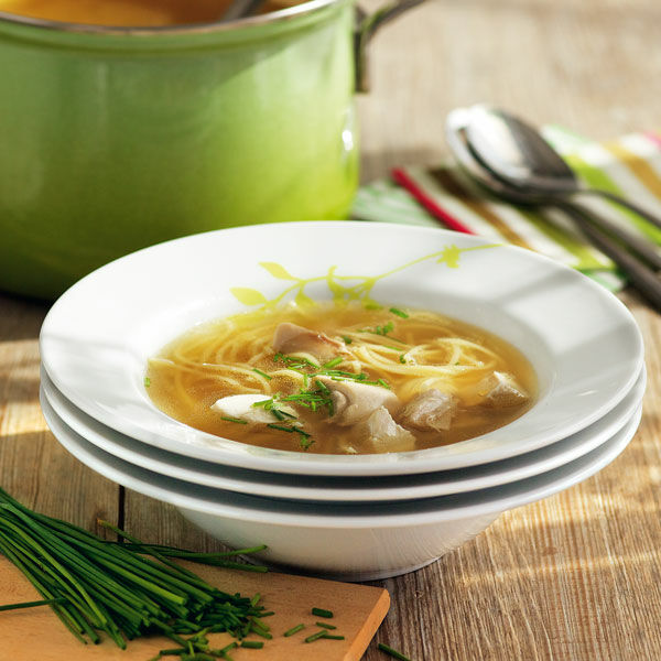 Hausgemachte HüHnersuppe Mit Nudeln - Rezepte Suchen Hausgemachte HüHnersuppe Mit Nudeln - Rezepte Suchen