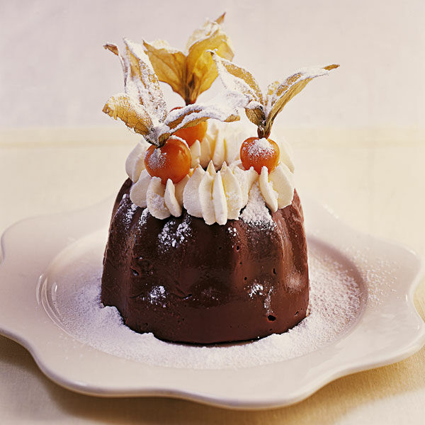 Schokoladenflammeri mit Physalis Rezept | Küchengötter Schokoladenflammeri mit Physalis Rezept | Küchengötter
