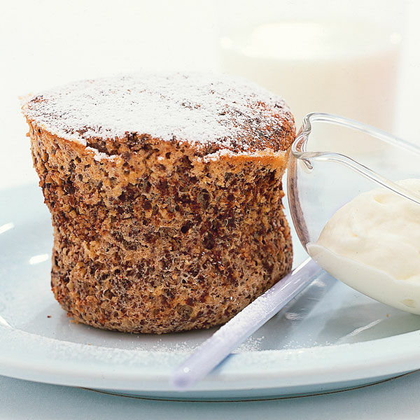 Österreichischer Klassiker "Mohr im Hemd" Rezept | Küchengötter Österreichischer Klassiker "Mohr im Hemd" Rezept | Küchengötter