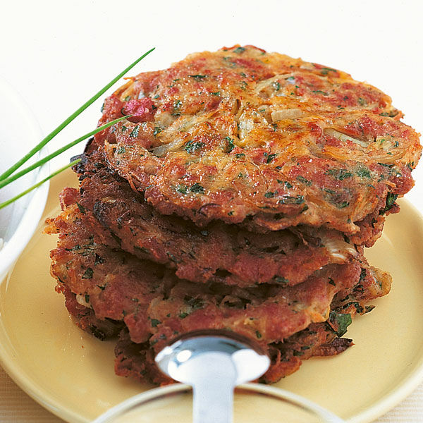 Corned-Beef-Puffer Rezept | Küchengötter Corned-Beef-Puffer Rezept | Küchengötter