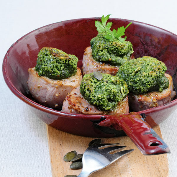 Schweinemedaillons mit grüner Kruste Rezept | Küchengötter