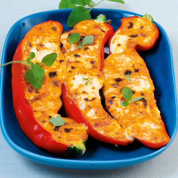 Spitzpaprika mit Käsefüllung Rezept | Küchengötter Spitzpaprika mit Käsefüllung Rezept | Küchengötter