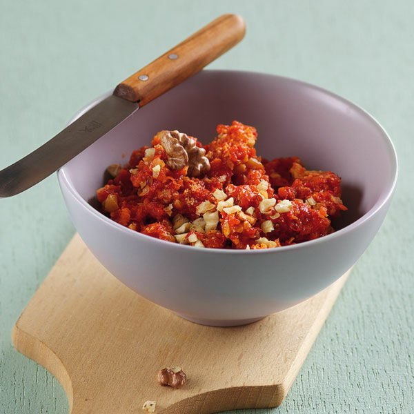 Paprika-Walnuss-Aufstrich Rezept | Küchengötter Paprika-Walnuss-Aufstrich Rezept | Küchengötter