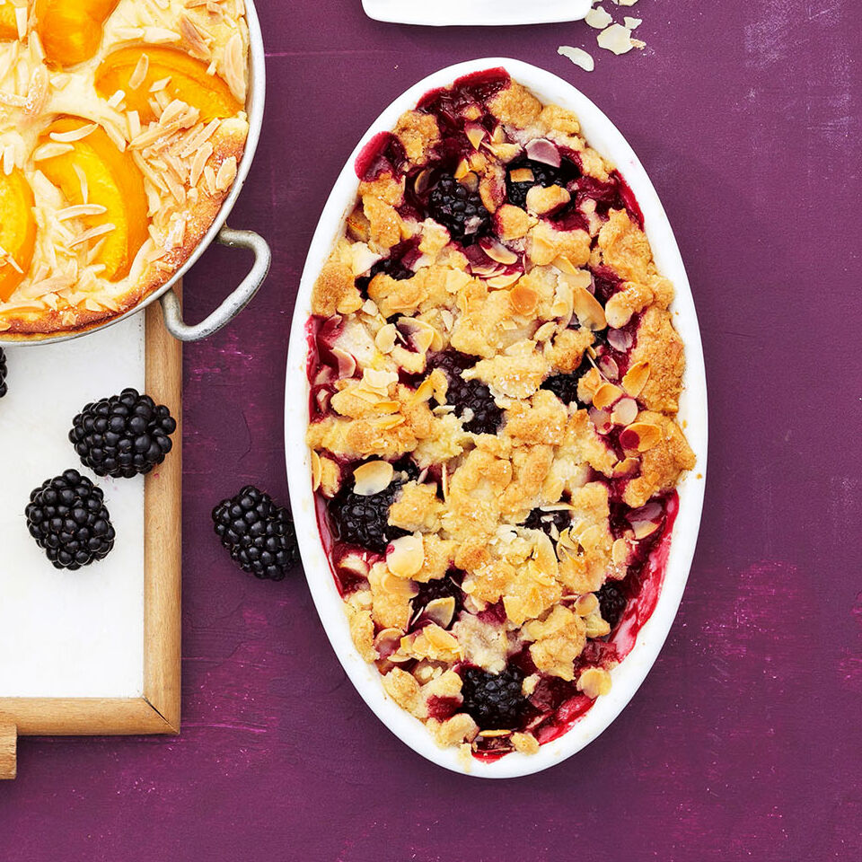 Birnen-Brombeer-Crumble Rezept | Küchengötter Birnen-Brombeer-Crumble Rezept | Küchengötter