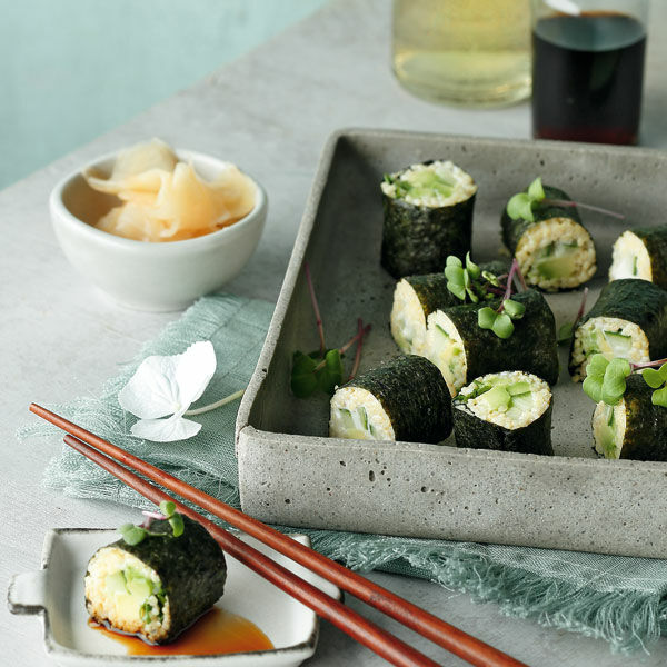 Hirse-Sushi mit Avocado und Gurke Rezept | Küchengötter