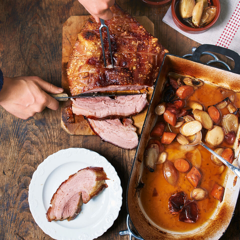 Krustenschweinebraten mit Dunkelbiersauce Rezept | Küchengötter