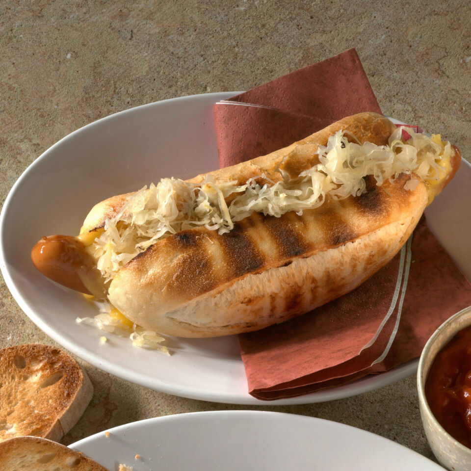 Hot dogs mit Sauerkraut Rezept | Küchengötter Hot dogs mit Sauerkraut Rezept | Küchengötter