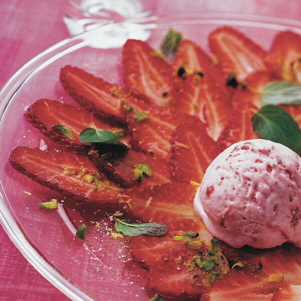 Erdbeer-Carpaccio Rezept | Küchengötter