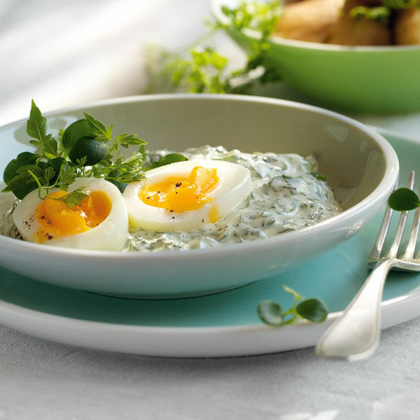 Eier mit Grüner Sauce und Kartoffeln Rezept | Küchengötter