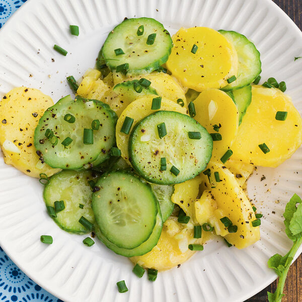 Kartoffel-Gurken-Salat Rezept | Küchengötter Kartoffel-Gurken-Salat Rezept | Küchengötter