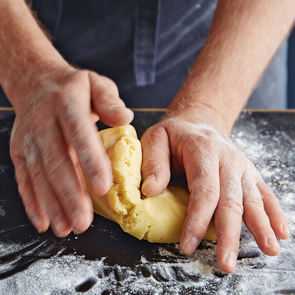 Grundrezept Mürbeteig für 300g Teig | Küchengötter Grundrezept Mürbeteig für 300g Teig | Küchengötter