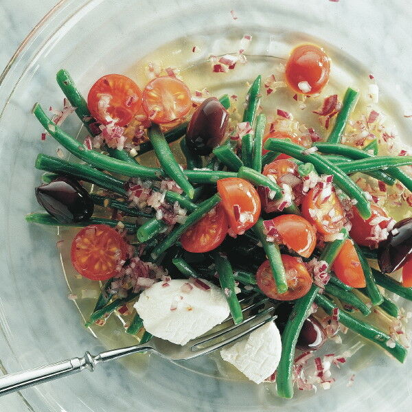 Bohnen-Tomaten-Salat mit Zwiebel-Dressing Rezept | Küchengötter