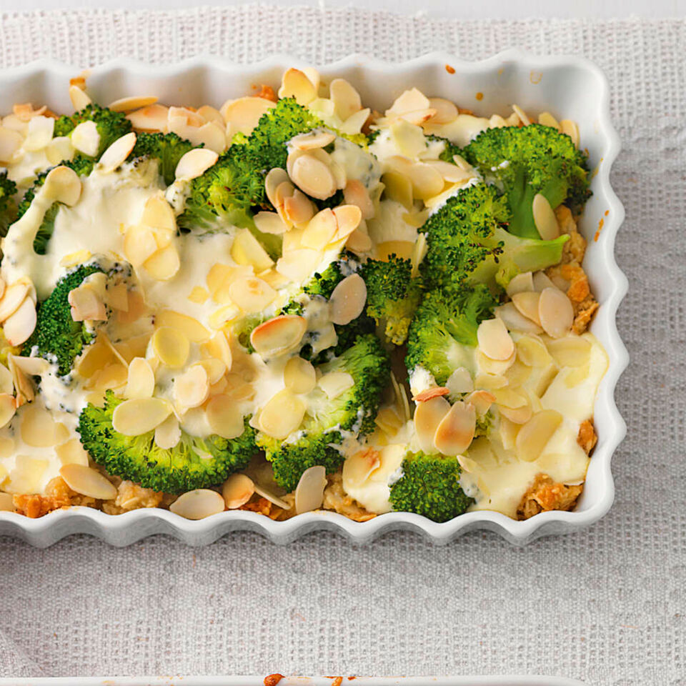 Brokkoli-Mandel-Gratin Rezept | Küchengötter