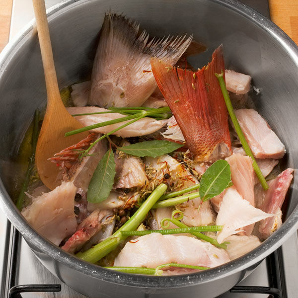 Fischfond selber machen Rezept | Küchengötter