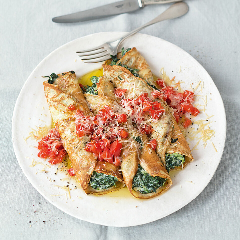 Crespelle mit Ricotta-Füllung Rezept | Küchengötter Crespelle mit Ricotta-Füllung Rezept | Küchengötter