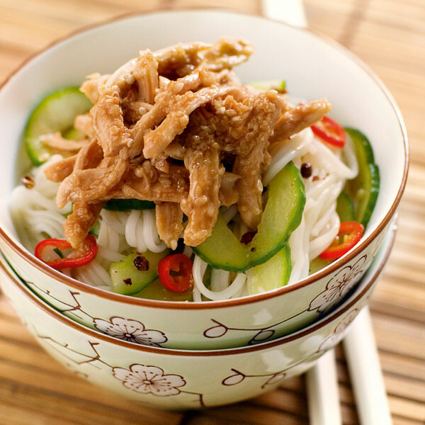 Asia-Sesam-Hähnchen-Salat Rezept | Küchengötter