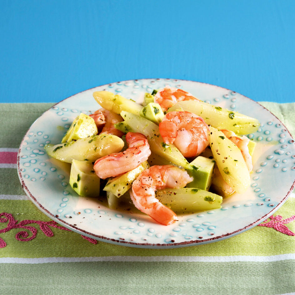 Spargelsalat mit Garnelen und Pesto-Dressing Rezept | Küchengötter