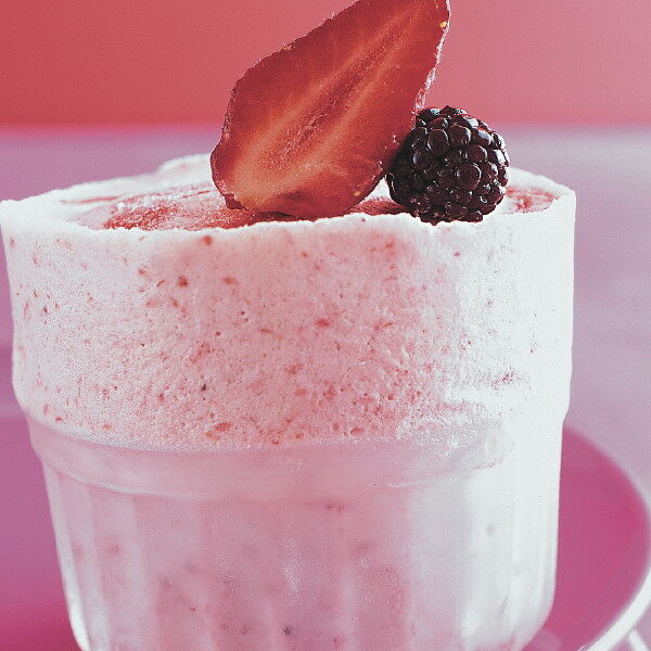 Brombeer-Erdbeer-Parfait Rezept | Küchengötter Brombeer-Erdbeer-Parfait Rezept | Küchengötter