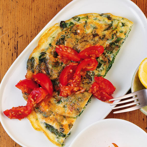 Spinat-Feta-Omelett mit Tomaten-Salsa Rezept | Küchengötter Spinat-Feta-Omelett mit Tomaten-Salsa Rezept | Küchengötter