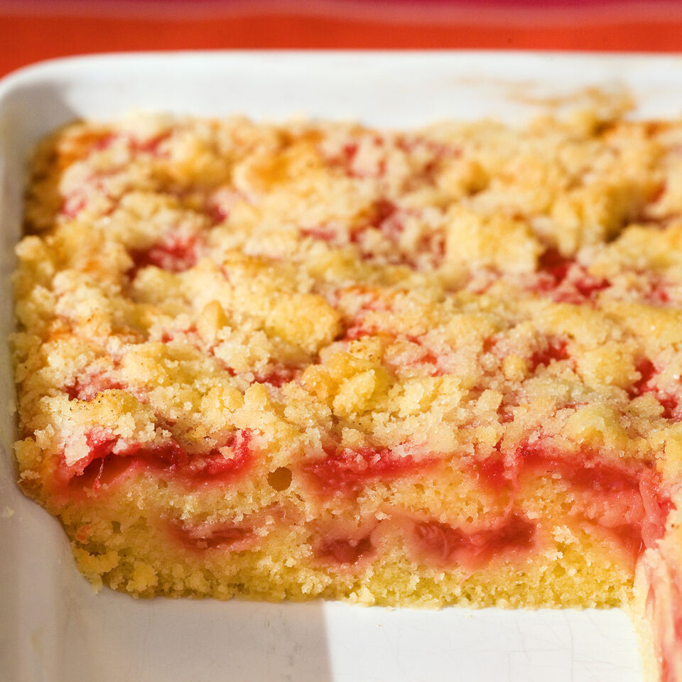 Rezept für Erdbeer-Rhabarber-Kuchen | Küchengötter