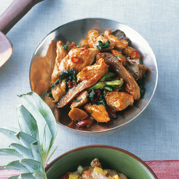 Hähnchenfleisch mit Austernpilzen Rezept | Küchengötter Hähnchenfleisch mit Austernpilzen Rezept | Küchengötter