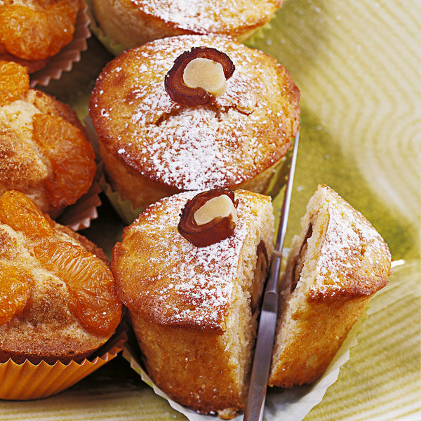 Marzipan-Muffins gefüllt mit Datteln Rezept | Küchengötter