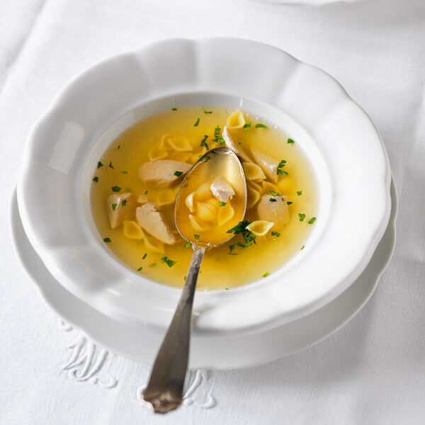 Hühnerbrühe Rezept | Küchengötter