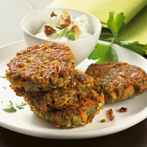 Grünkern-Möhren-Bratlinge Rezept | Küchengötter Grünkern-Möhren-Bratlinge Rezept | Küchengötter