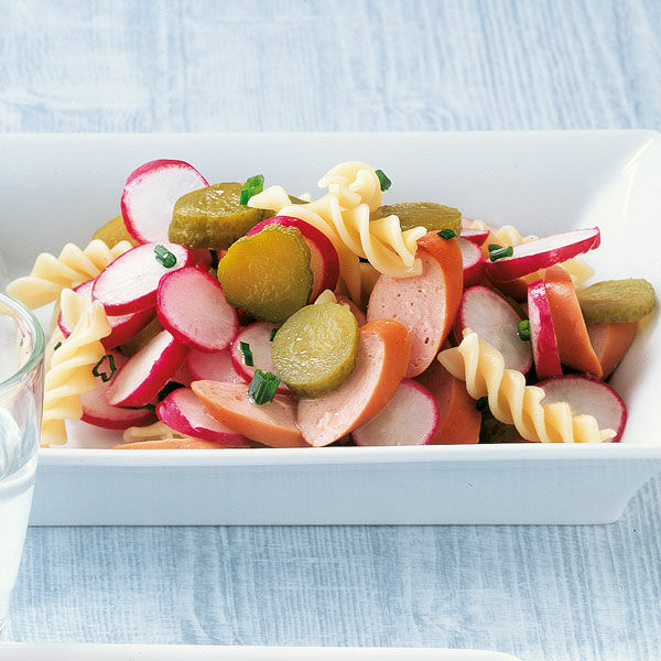 Nudel-Wurst-Salat Rezept | Küchengötter