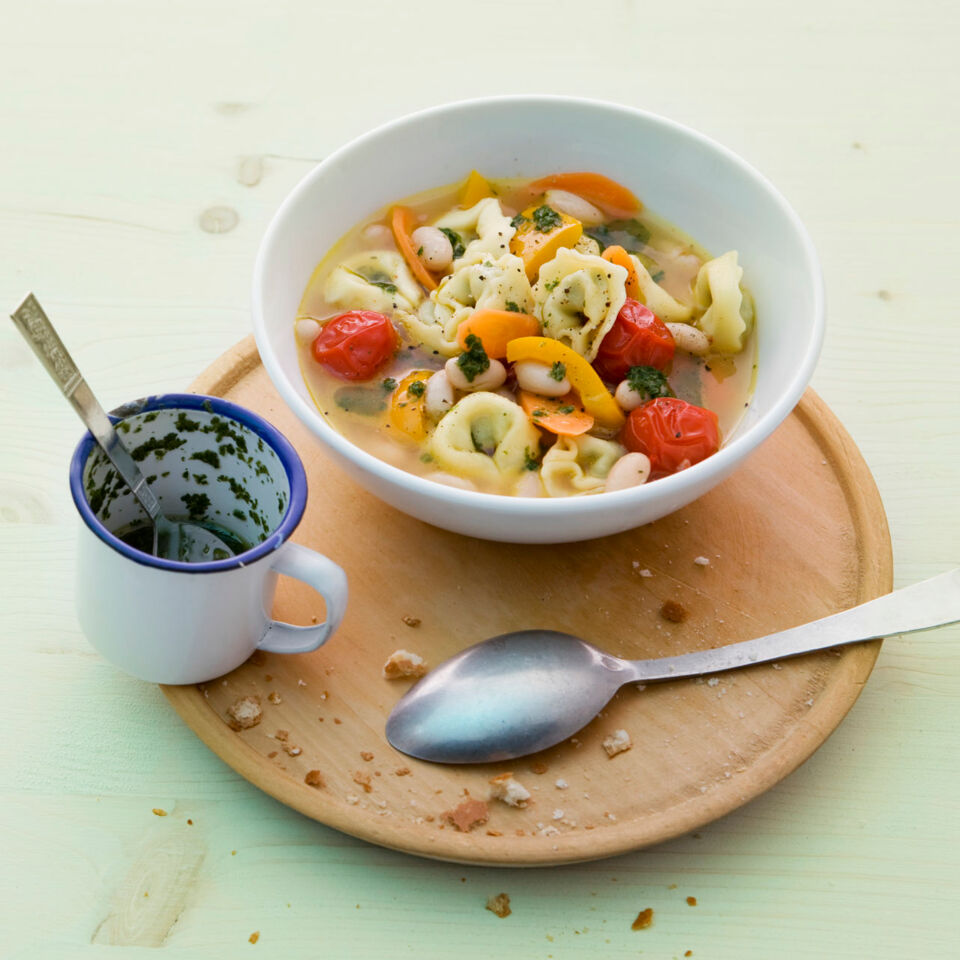 Tortellini-Gemüse-Eintopf Rezept | Küchengötter