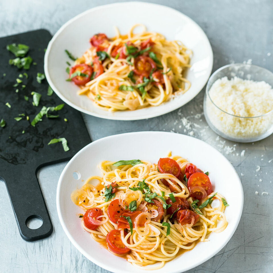 Spaghetti mit Tomaten – One Pot Pasta | Küchengötter