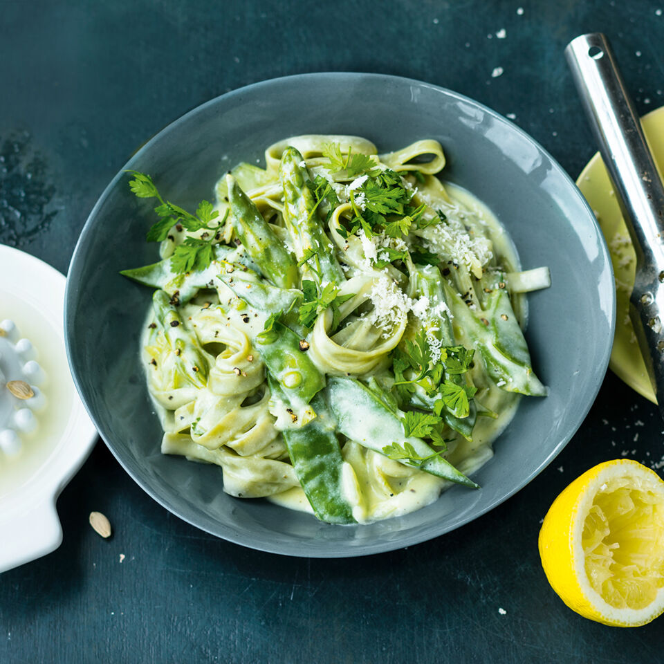 Grüne Gemüse-Pasta mit Zitronensauce Rezept | Küchengötter Grüne Gemüse-Pasta mit Zitronensauce Rezept | Küchengötter