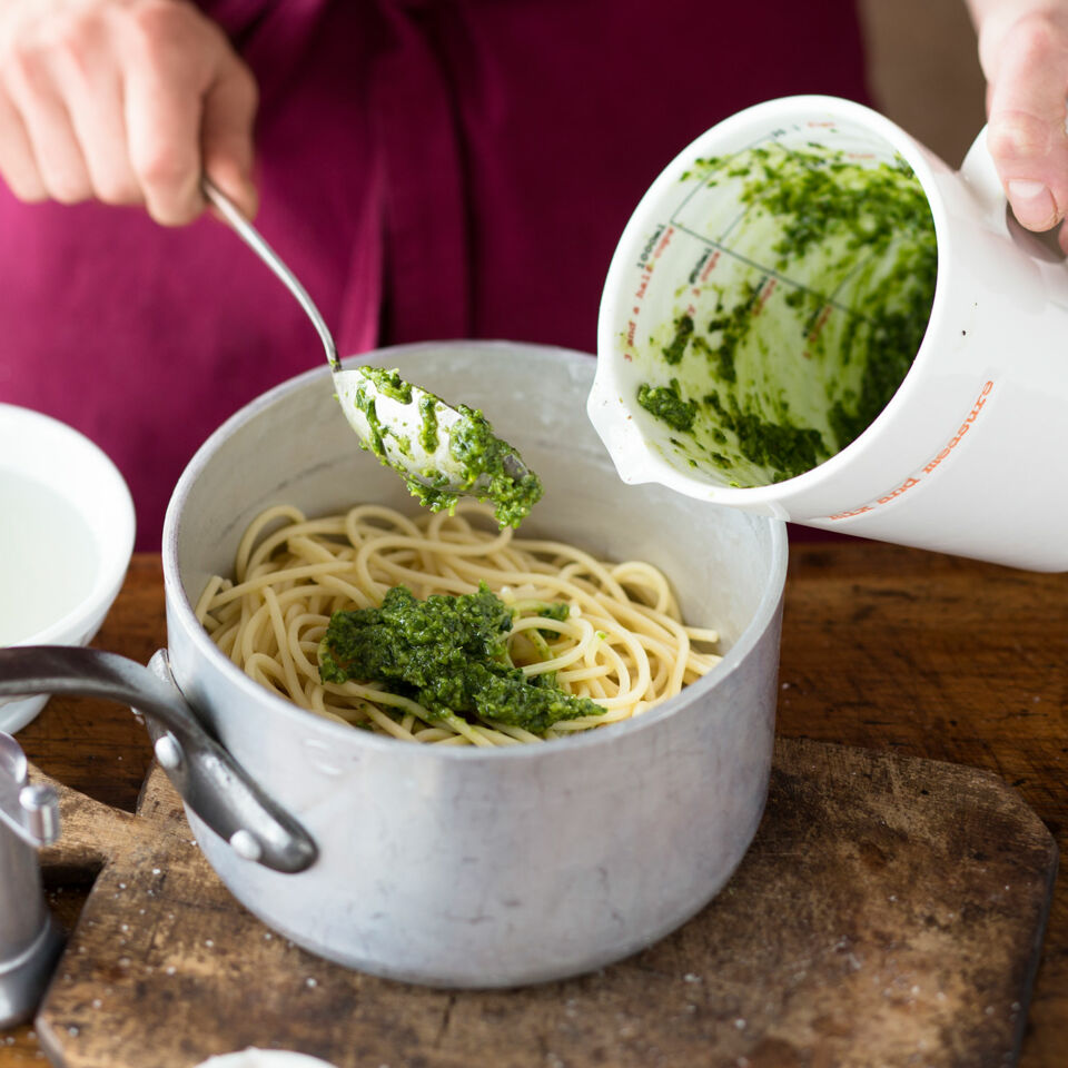 Basilikumpesto Rezept | Küchengötter