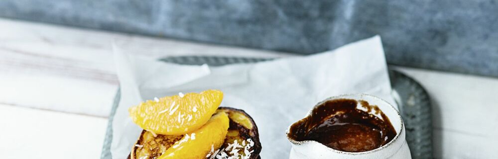 Bananen-Pancakes mit Feigen-Mokka-Sauce Bananen-Pancakes mit Feigen-Mokka-Sauce