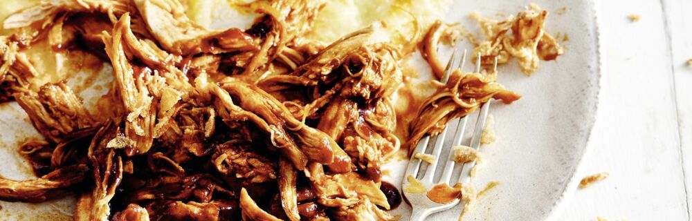 Pulled Chicken in BBQ-Sauce Pulled Chicken in BBQ-Sauce