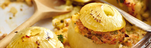 Gefüllte Zwiebeln mit Bergkäse Gefüllte Zwiebeln mit Bergkäse