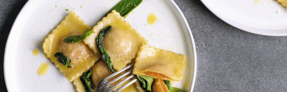 Pasta mit Kuerbis und Salbei Pasta mit Kuerbis und Salbei