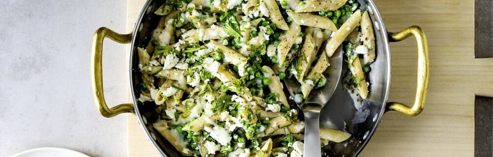 Penne mit Erbsen und Feta Penne mit Erbsen und Feta