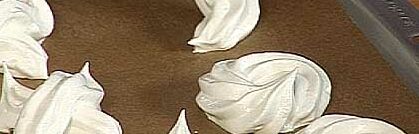 Baiser herstellen für Ihre Torten-Dekoration Baiser herstellen für Ihre Torten-Dekoration