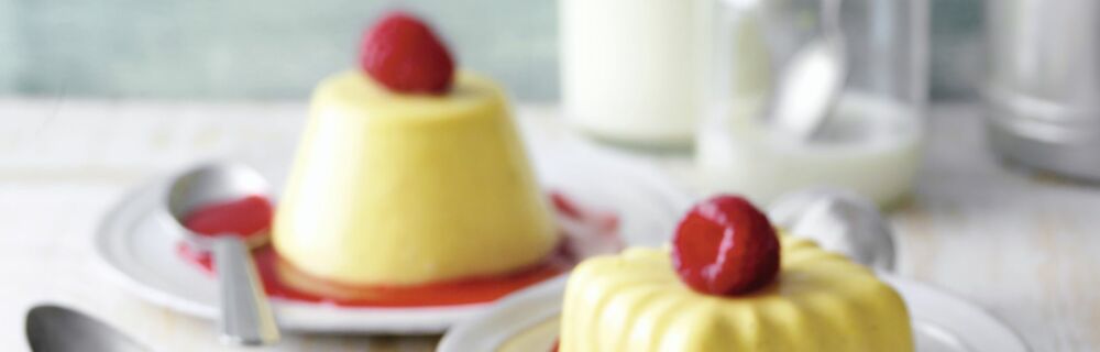 Pannacottamit Himbeercoulis Pannacottamit Himbeercoulis