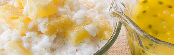 Kokosmilchreis mit Passionsfruchtsauce Kokosmilchreis mit Passionsfruchtsauce