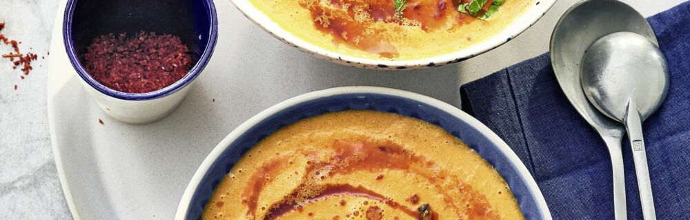 Scharfe Möhren-Orangen-Suppe