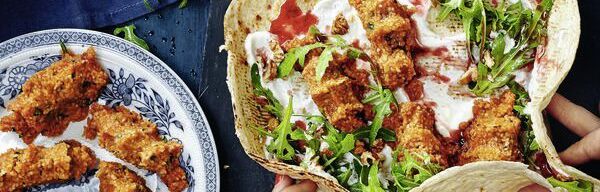 Vegetarische Çiğ Köfte im Dürüm-Mantel Vegetarische Çiğ Köfte im Dürüm-Mantel